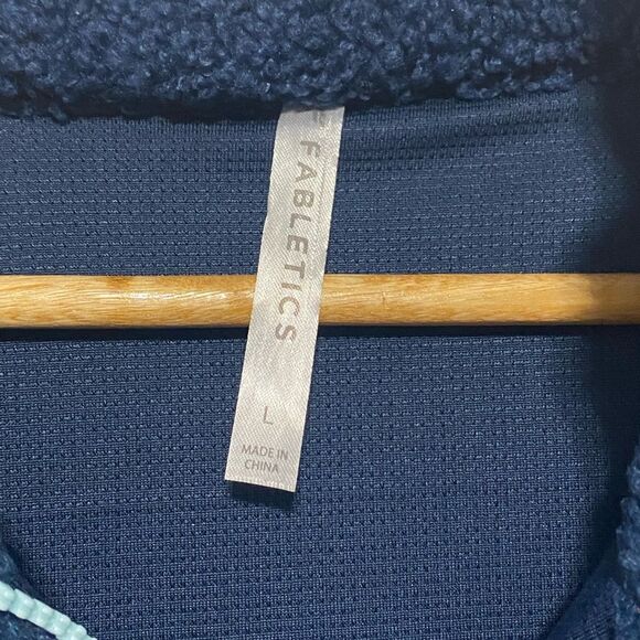 Fabletics Navy Blue Larisa Fleece Pullover Sz Large - Picture 12 of 12
